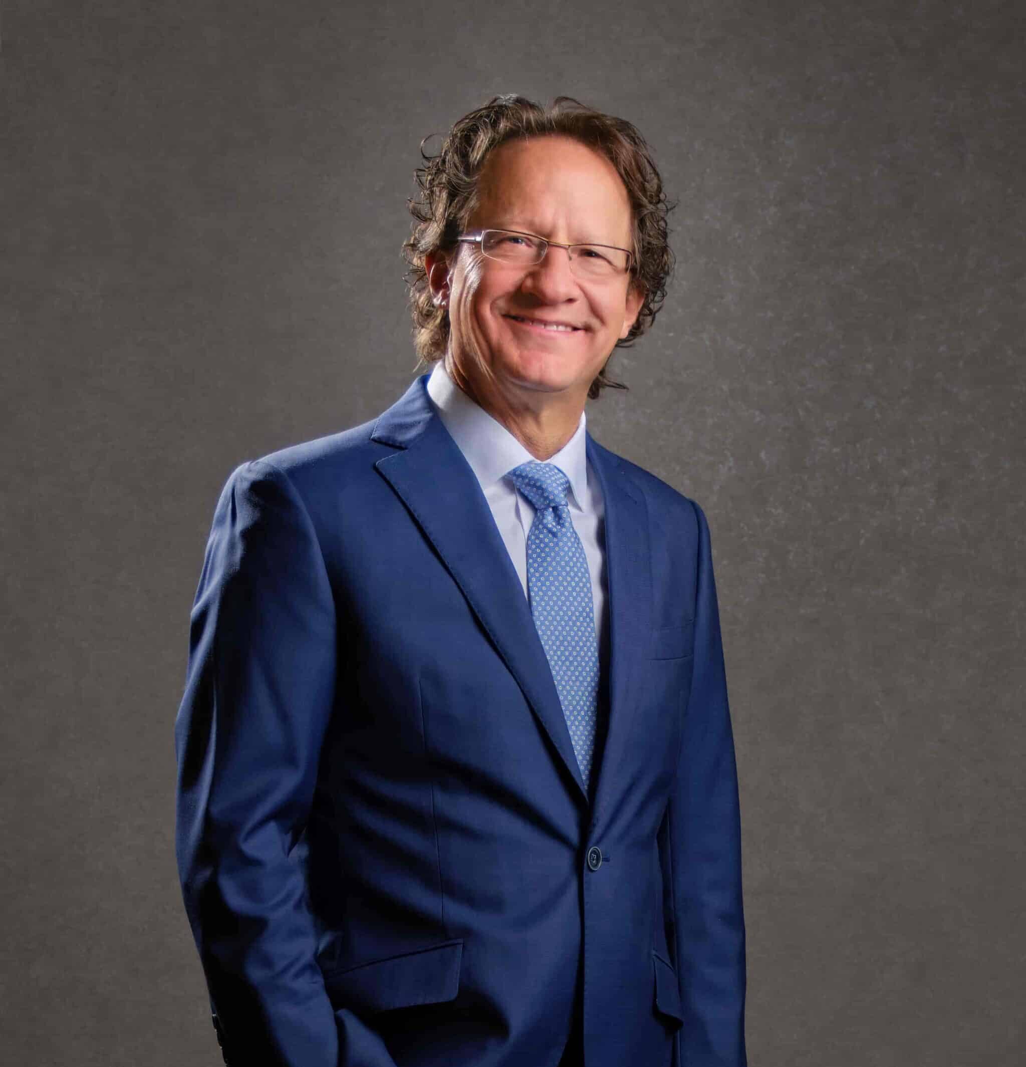 Dr Manuel Englander